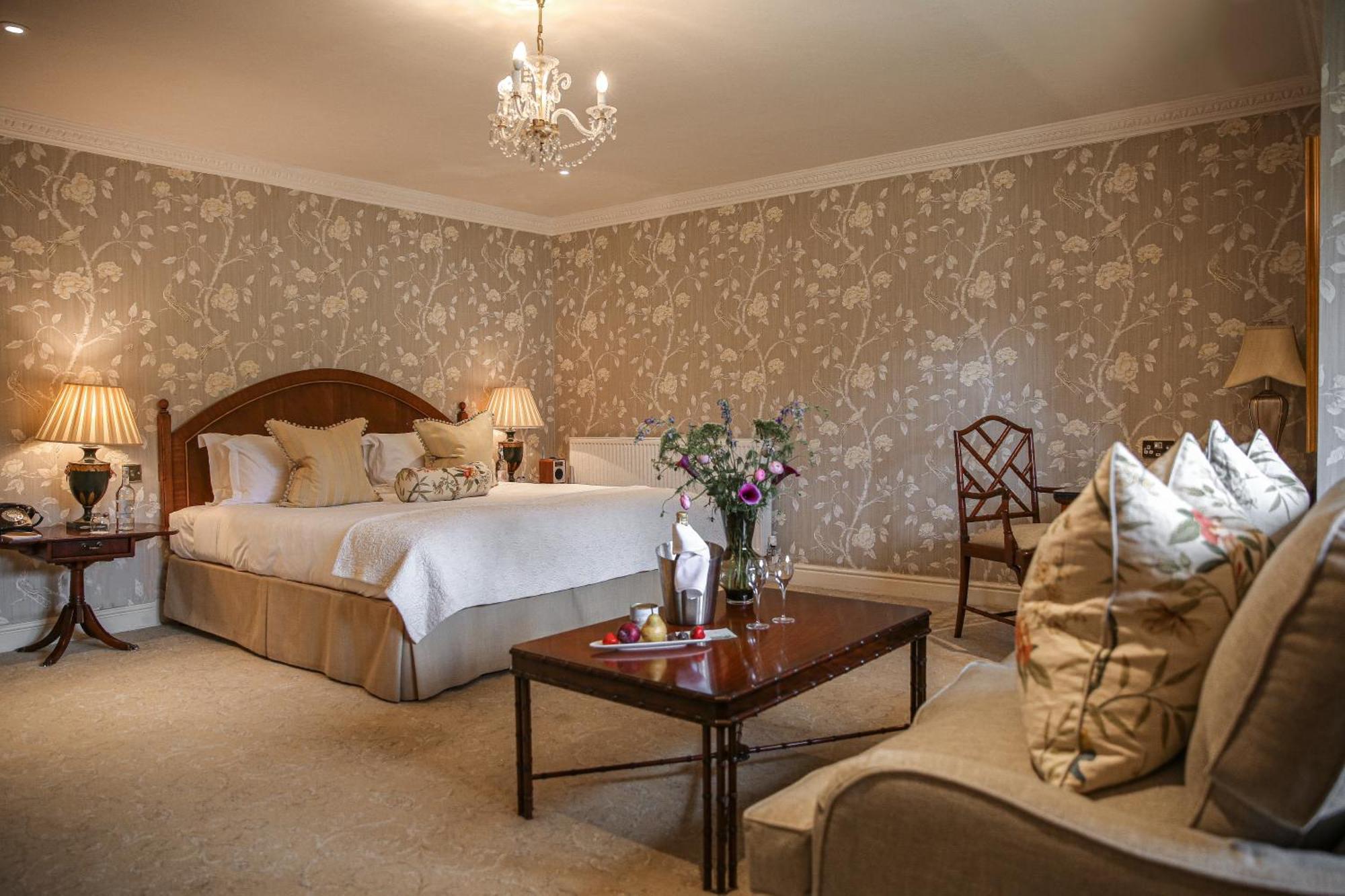 Lucknam Park Hotel Chippenham (Wiltshire) Exterior foto