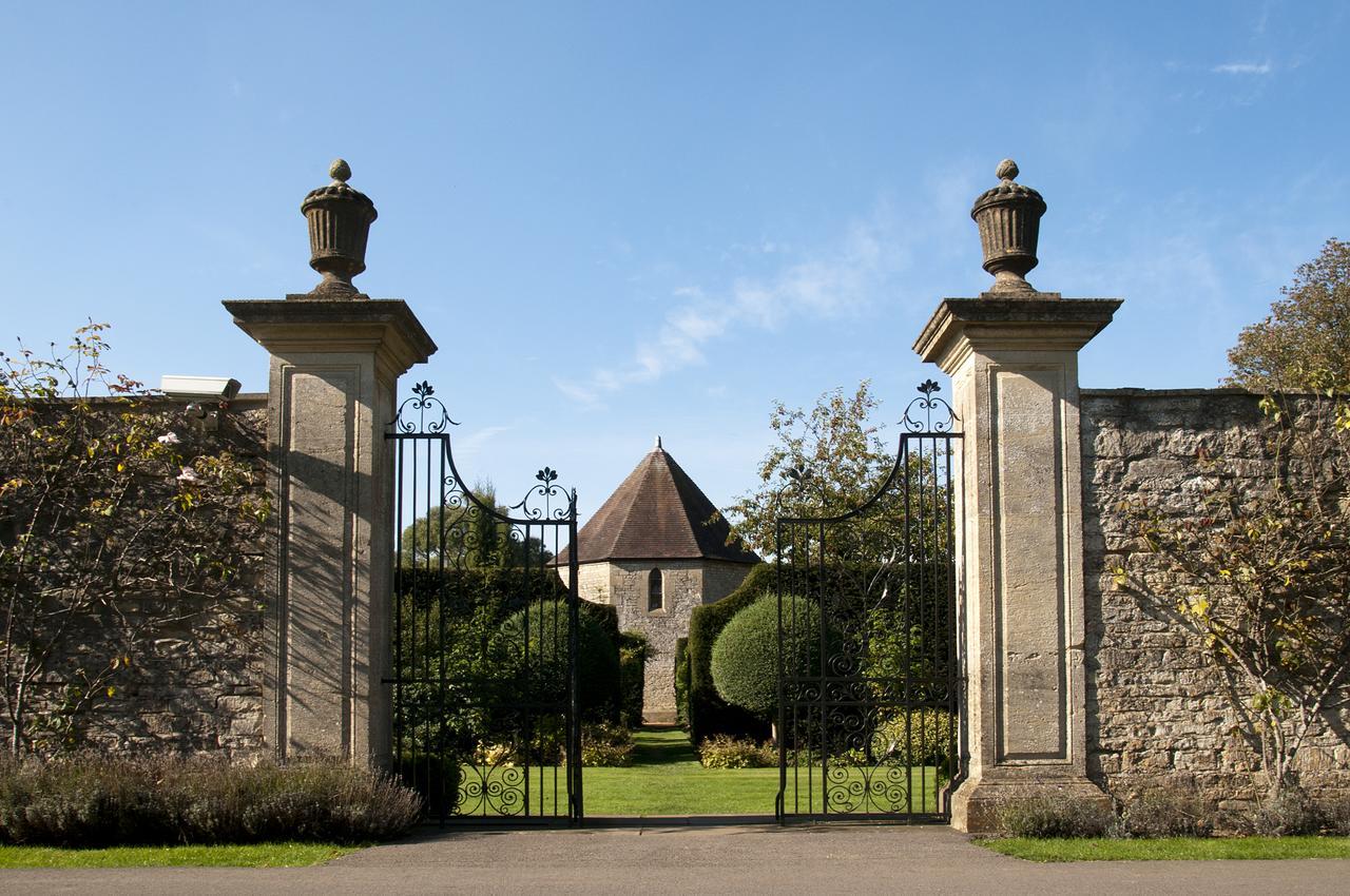 Lucknam Park Hotel Chippenham (Wiltshire) Exterior foto